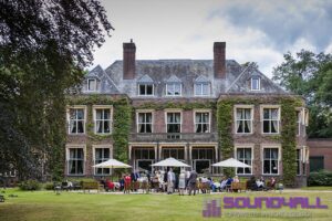 Exclusieve Dj Show met allround Feest Dj voor Trouwfeest Huize Bergen